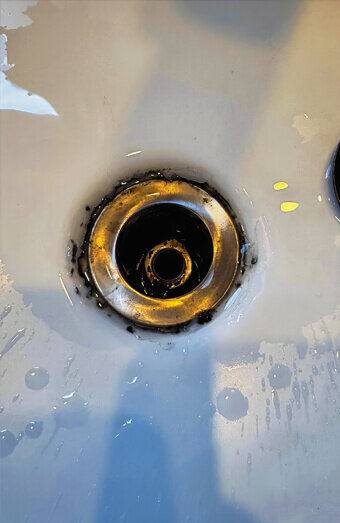 https://blockeddrainsfremantle.com.au/uploads/2025/07/blocked-sink-21497.jpg