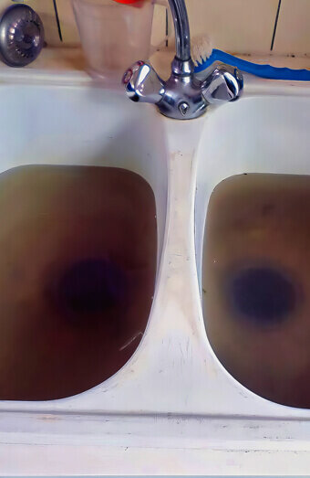 https://blockeddrainsfremantle.com.au/uploads/2025/07/blocked-sink-34341.jpg