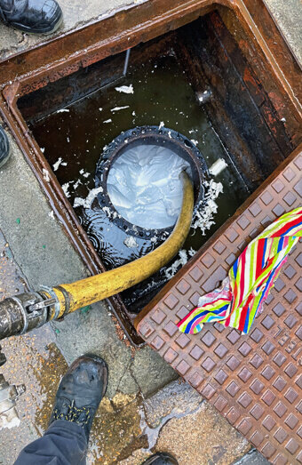 https://blockeddrainsfremantle.com.au/uploads/2025/07/hero-blocked-sewers-19711.jpg