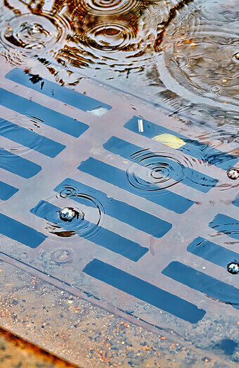 https://blockeddrainsfremantle.com.au/uploads/2025/07/stormwater-drains-58152.jpg