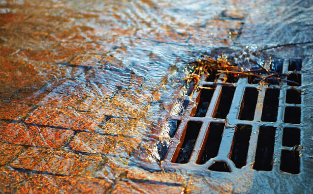 https://blockeddrainsfremantle.com.au/uploads/2025/07/stormwater-drains-91028.jpg